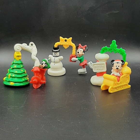 RARE Disney Nestle Christmas Mickey and Minnie Mouse and Goofy Plastic Ornament - Picture 1 of 7